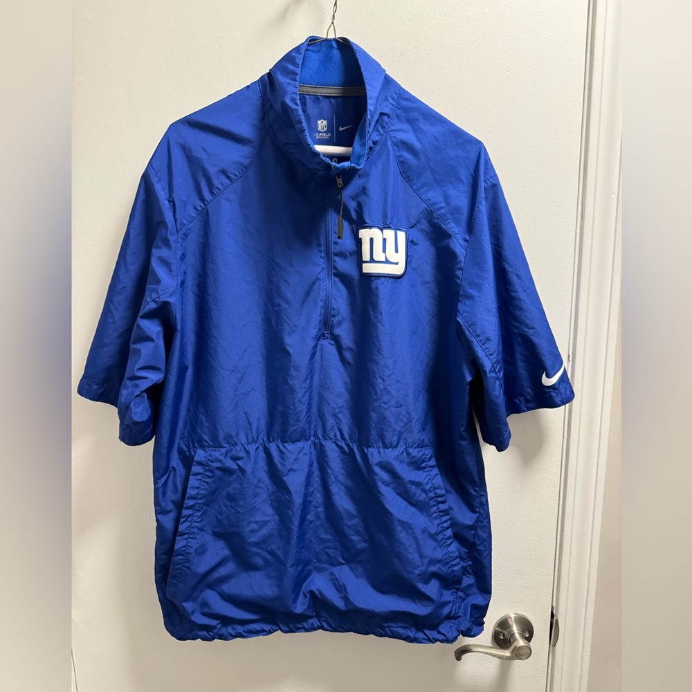 *New York Giants Men’s NFL Nike On Field Short Sleeve 1/4 Zip